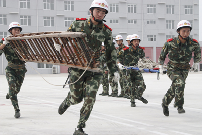 消防商丘支隊舉行大練兵比武競賽