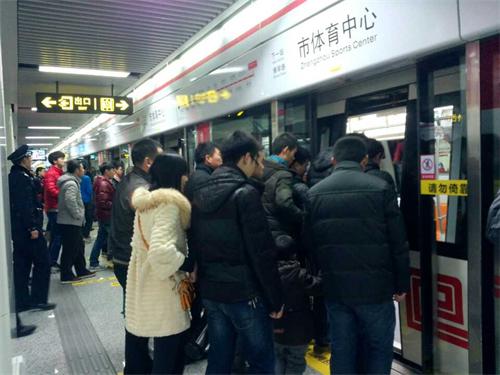 地鐵一號(hào)線順利開通 鄭州正式跨入地鐵新時(shí)代