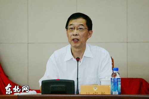 省政協(xié)舉辦兩岸關(guān)系形勢報告會 陳云林作報告
