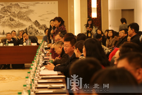 政協(xié)委員與市長(zhǎng)協(xié)商對(duì)話會(huì)話題開放 解決秸稈綜合利用難題
