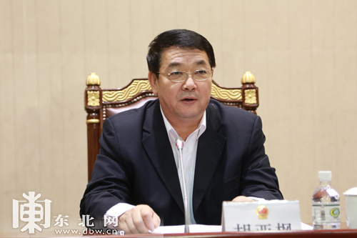 出席十二屆全國人大三次會(huì)議黑龍江代表團(tuán)舉行組團(tuán)會(huì)議