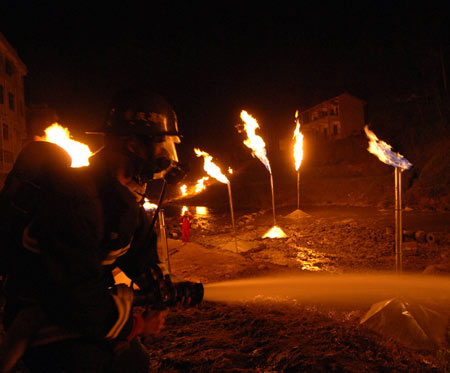 fire, gas well, cnpc, blast, flame, gas leak, Kaixian, China
