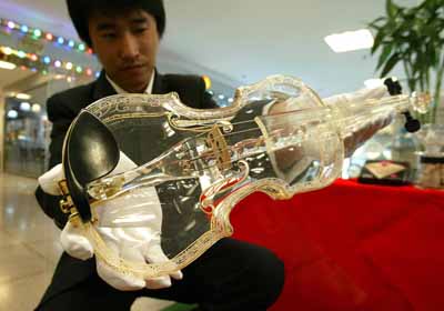 ,,glass violin,,,