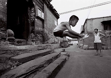 Photo album showcasing 60 years of new China launched