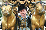 'Xiaozhuang Pillows' of Qing Dynasty inherited