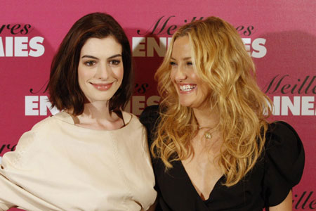 Hudson and Hathaway promote their movie 