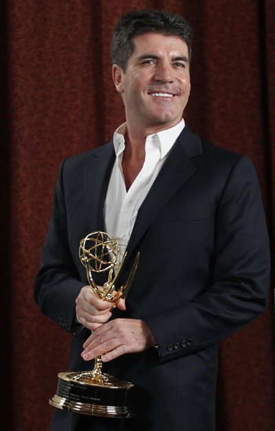 Celebs arrive at 38th International Emmy Awards in New York City