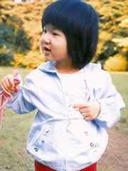 4歲能自編連環(huán)畫！日本公開新錄像慶賀小公主生日