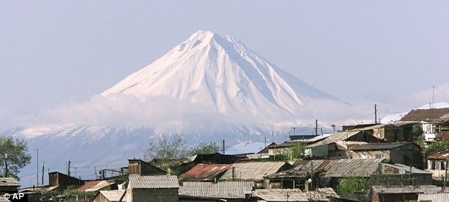 中土探險隊員宣布發(fā)現(xiàn)諾亞方舟殘骸 多方質(zhì)疑