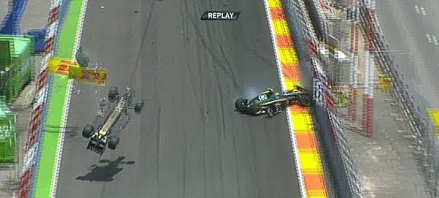 F1賽車被撞空中翻轉(zhuǎn)360度 車手奇跡生還(組圖)