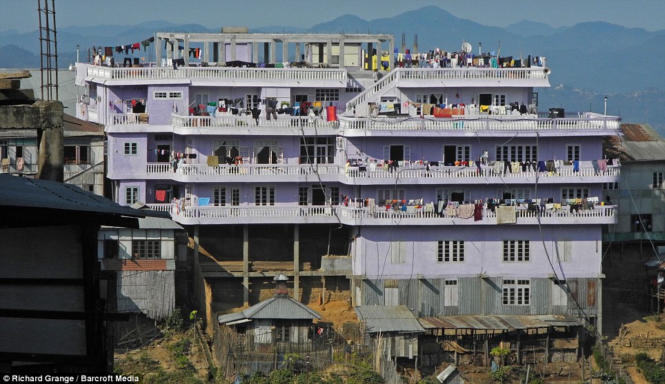 印度男子娶妻39位 181人家庭堪稱(chēng)世界最大