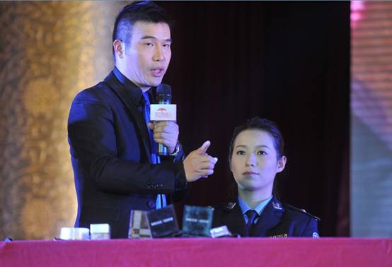 知女健康行，關(guān)愛女民警