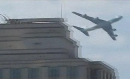 為拍照奧巴馬專機紐約超低空飛行 疑9·11再現(xiàn)市民大恐慌