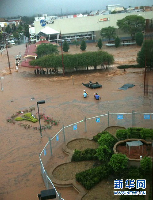 高清：澳大利亞東部降雨持續(xù) 洪水肆虐