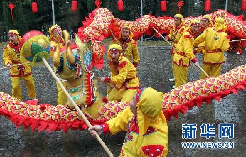 看看外國(guó)春節(jié)聯(lián)歡會(huì)什么樣