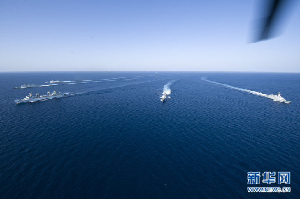 海軍“武漢”艦、“玉林”艦參加文萊國際艦隊檢閱活動