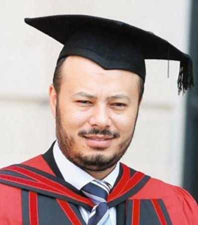 反對(duì)派宣稱(chēng)控制首都 卡扎菲不知所蹤妻兒“就擒”