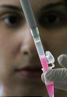 英“人造”血未來兩年內(nèi)開始人體實驗 有望解決血源短缺