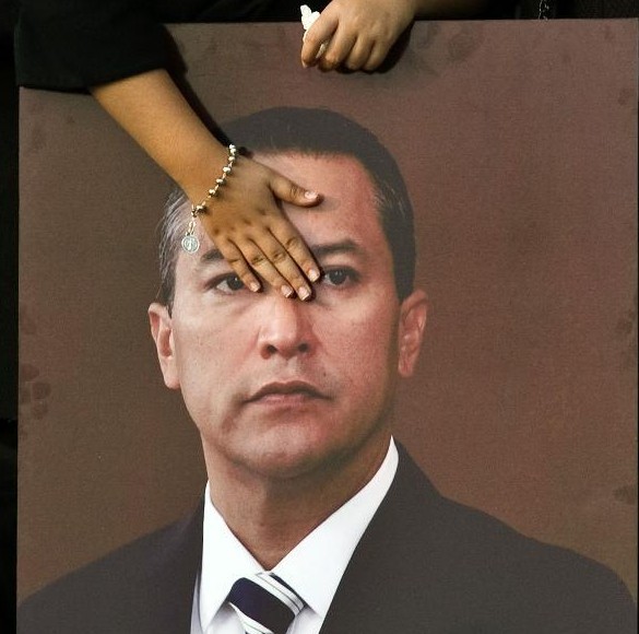 墨西哥內(nèi)政部長墜機身亡 未爆炸起火或與濃霧有關(guān)