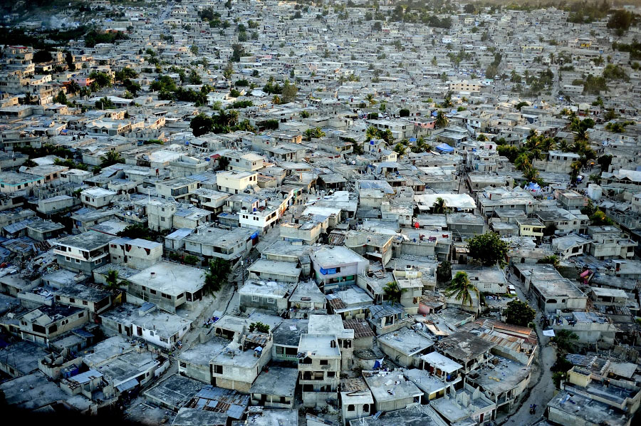 震撼！空中拍攝的海地地震災(zāi)區(qū)高清晰大圖