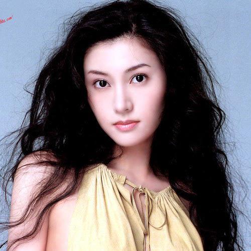 成龍出道至今緋聞女友大盤(pán)點(diǎn)