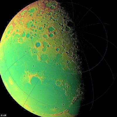 NASA展示月球遠(yuǎn)側(cè)照 精細(xì)程度創(chuàng)紀(jì)錄