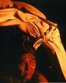 怪！世界竟有如此奇特的過年習(xí)俗(組圖)