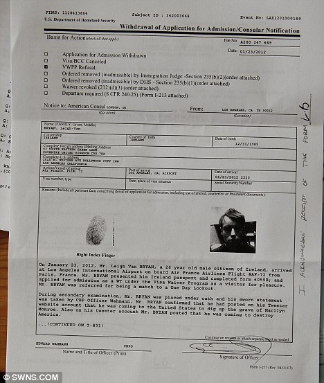 微博發(fā)言要慎重！兩英國人因不當(dāng)言論招致美警方問詢遣返