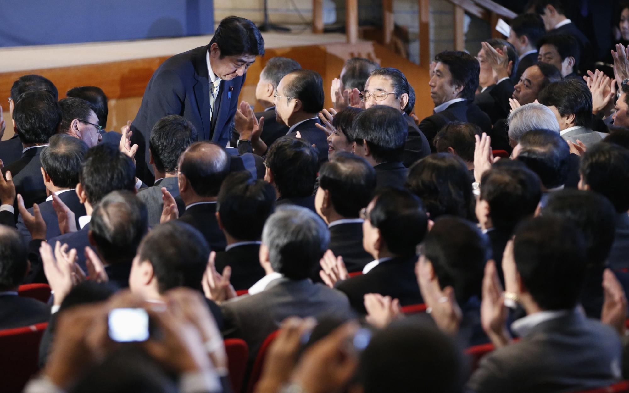 安倍晉三當(dāng)選日本自民黨總裁 領(lǐng)土爭(zhēng)端等問(wèn)題對(duì)華強(qiáng)硬