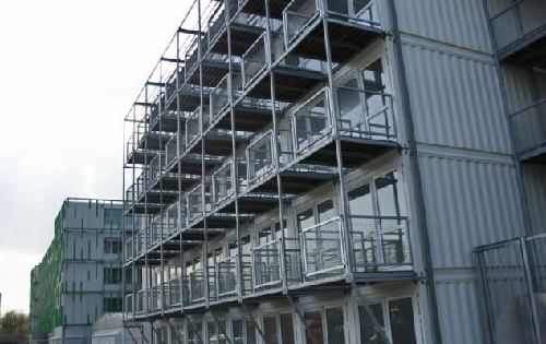 英國(guó)用集裝箱建廉價(jià)房幫助無(wú)家可歸者 集裝箱房項(xiàng)目在荷蘭已獲成功
