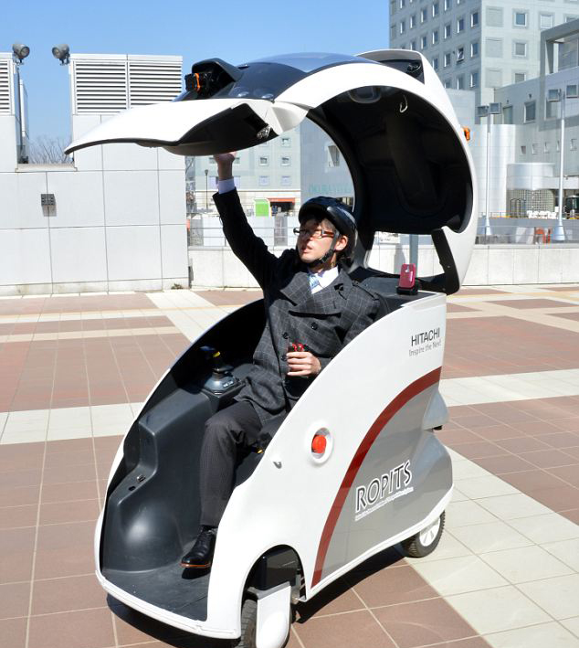 日立推出小巧機(jī)器人汽車 可自主行駛就近接送乘客