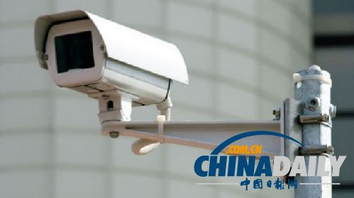 英國(guó)監(jiān)控?cái)z像頭何其多:每11人擁有一個(gè)