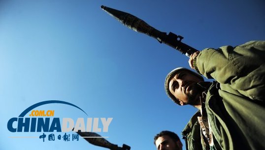 敘反對(duì)派領(lǐng)導(dǎo)人將會(huì)見奧朗德 擬尋求法國(guó)武器援助