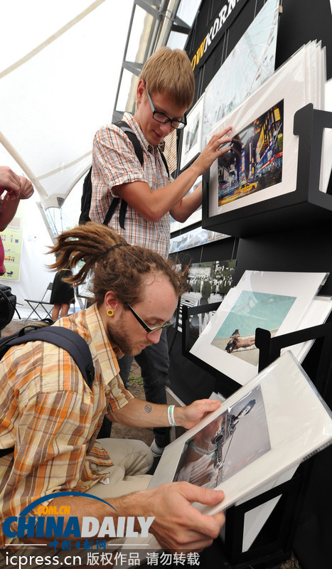 俄羅斯趣味發(fā)明藝術節(jié) 小創(chuàng)意讓你眼前一亮（組圖）