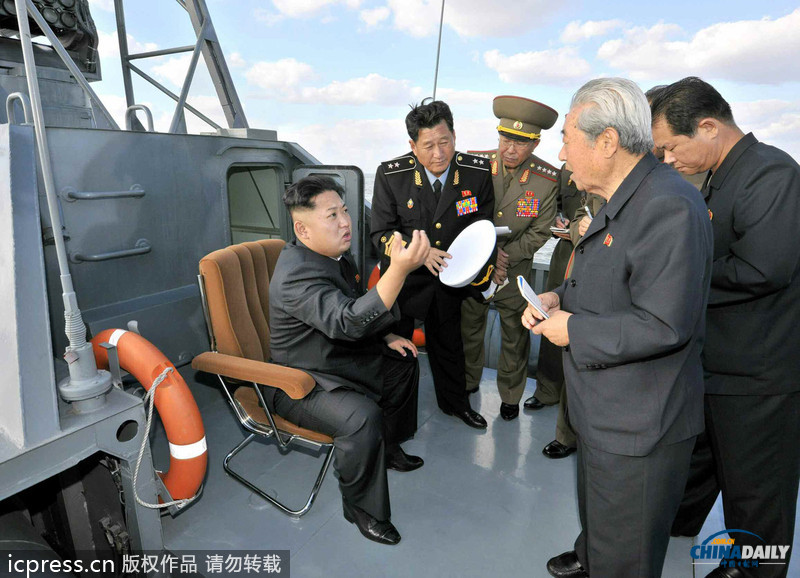 金正恩參觀朝鮮最新戰(zhàn)艦 指導(dǎo)機動演習(xí)