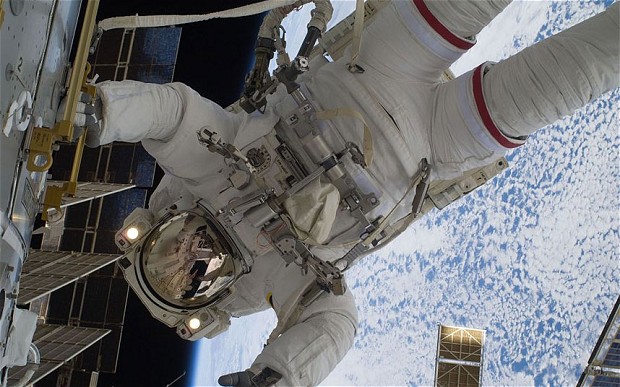 NASA下令進(jìn)行緊急太空行走 搶修空間站冷卻泵
