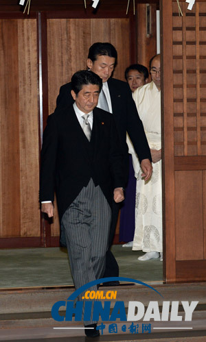 外媒：安倍背離和平主義硬對(duì)中國(guó)