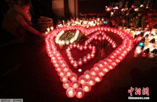 烏克蘭總統(tǒng)與反對派簽署解決危機協(xié)議