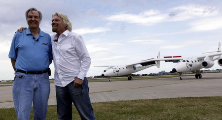 Virgin Mothership Eve lands for Airventure '09