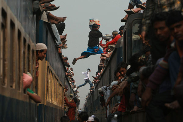 These photographs tugged at the heartstrings of judges to win the top prizes of the Third Annual Asian Press Photo Contest recently. A sea of emotions