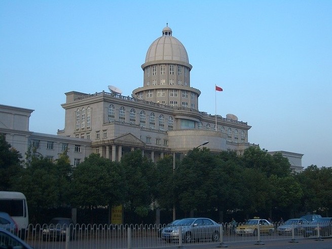 間諜基地：世界九大情報(bào)機(jī)構(gòu)的秘密總部