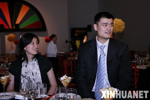 姚明基金會(huì)舉行盛大募款晚宴