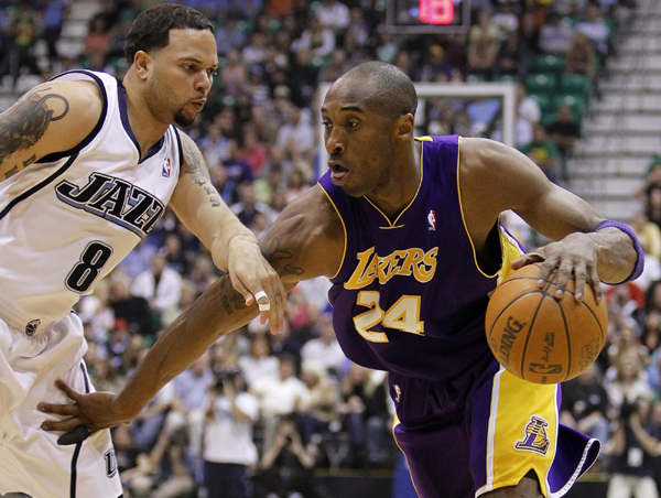 NBA：科比32分 湖人4:0橫掃爵士會(huì)師太陽