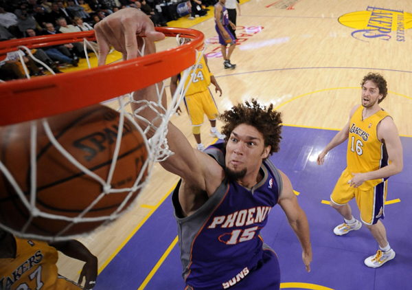 NBA：科比40分力壓納什兩雙 西部決賽湖人1:0太陽(yáng)