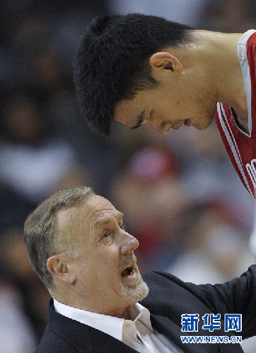“難說再見！”：姚明NBA生涯全回顧