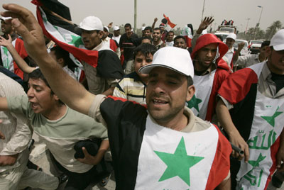 Iraqis flock to city for anti-US protest
