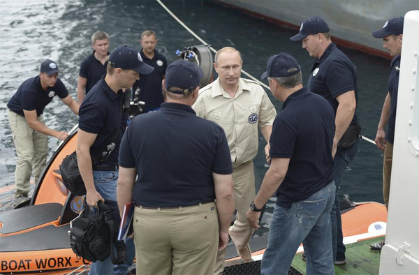 President rides to bottom of Black Sea