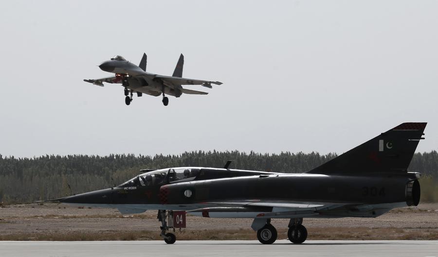 Chinese, Pakistani air forces conduct joint drill