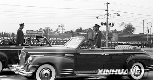 1954年：裝備“蘇式”武器