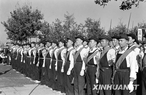 1958年：女民兵方隊(duì)首次亮相